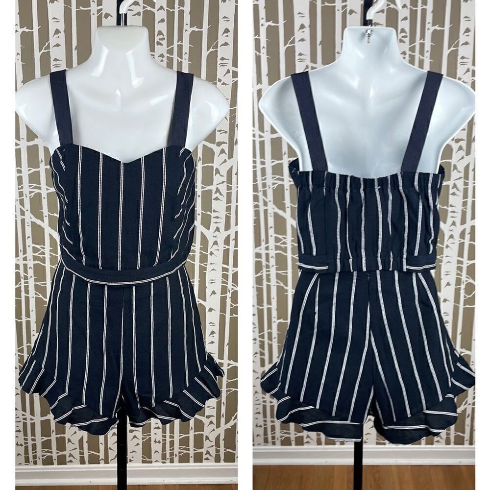 Coordinated Set Cropped Tank Top & High Waist Ruffled Shorts M